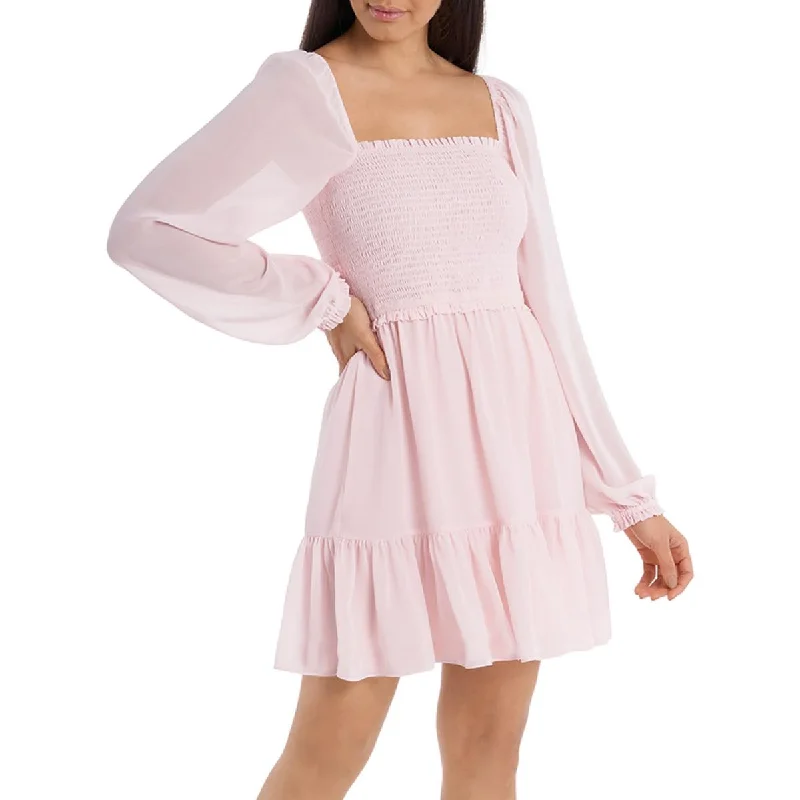 Body-Hugging Dress1.State Womens Chiffon Smocked Mini Dress