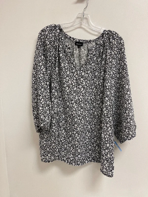 women's tops for glamorous eveningsTop Long Sleeve By Jones And Co In Floral Print, Size: 1x