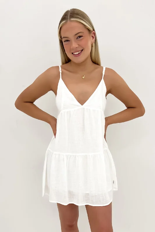 women's apple-shaped body dressesClassic Tiered Mini Dress White