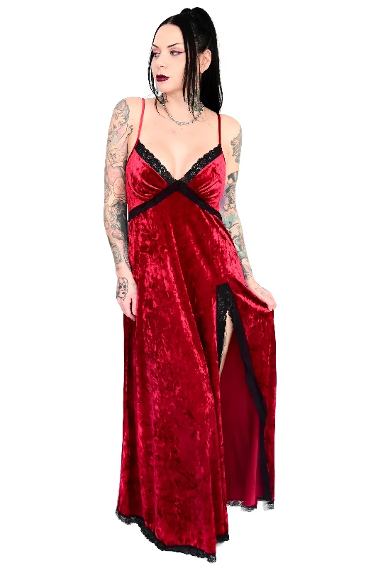 women's tall dressesMiss World Maxi Dress - Red Velvet