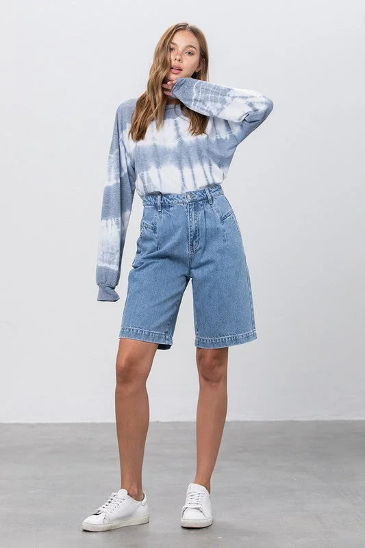 MEDIUM BLUE WASH DENIM MOM SHORTS