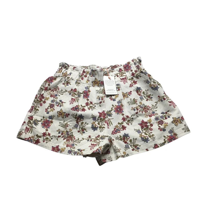 women's chic shortsShorts By Skies Are Blue In Floral Print, Size: M