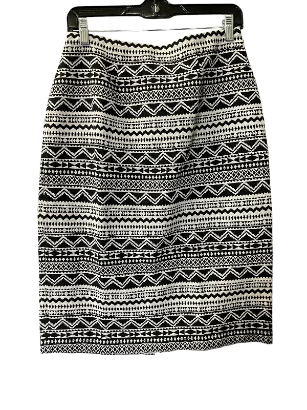 women's low-rise skirtsSkirt Midi By Eshakti In Black & White, Size: 10