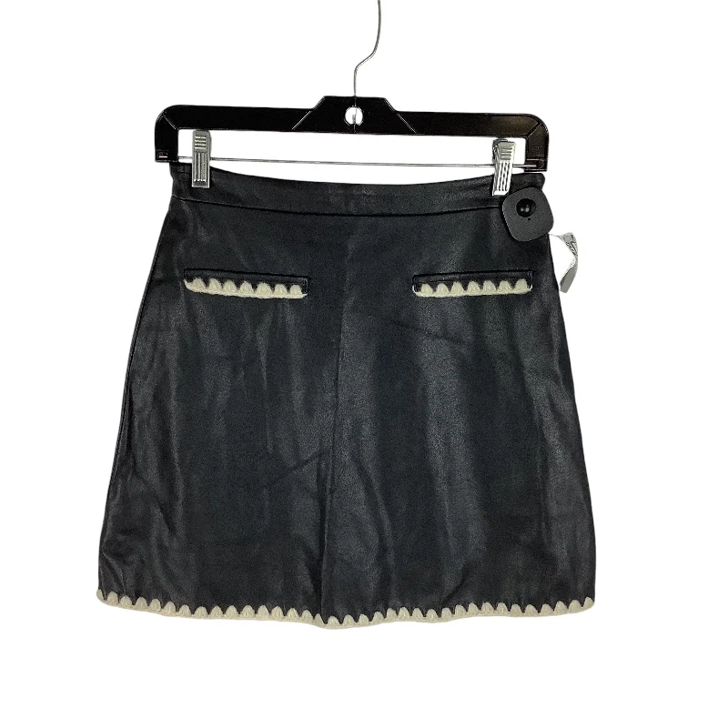 women's solid-color skirtsSkirt Mini & Short By Zara In Black, Size: S