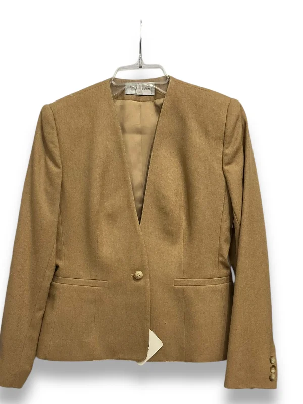 women's coats for those who prefer classic over trendyBlazer By Evan-picone In Brown, Size: M