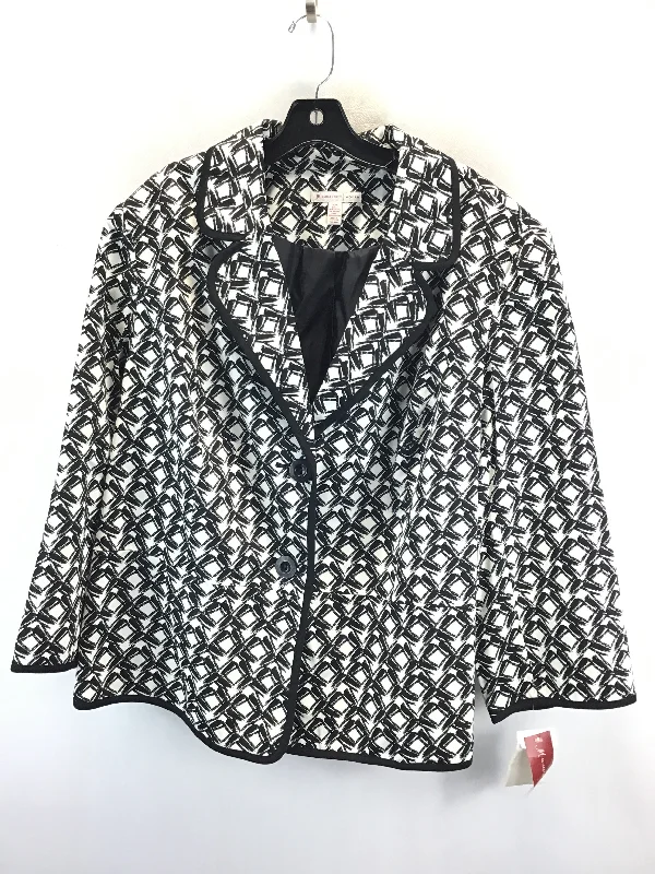 women's coats for maximalist fashion loversBlazer By Jm Collections In Black & White, Size: 22