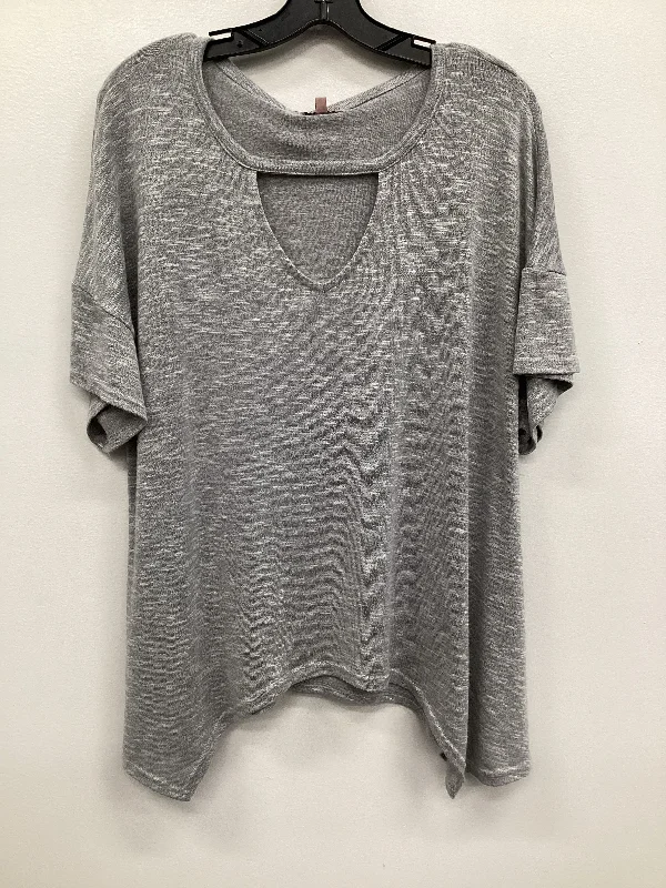 women's tops for those who want to invest in timeless piecesTop Short Sleeve By Juicy Couture In Grey, Size: Xl